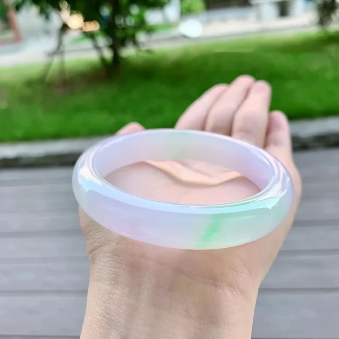 冰種春帶彩貴妃手鐲－圖片 1